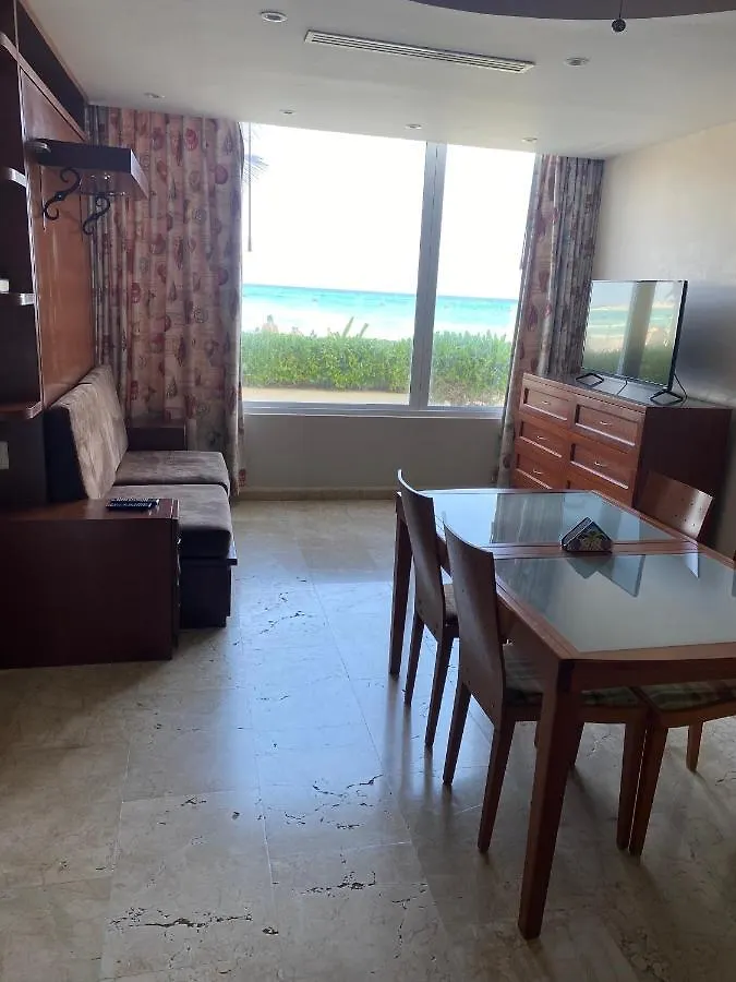 Ocean View Apartments Deluxe Cancún